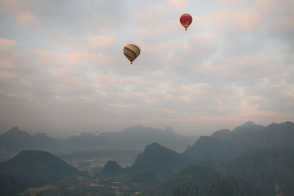 萬榮（Vangvieng）
