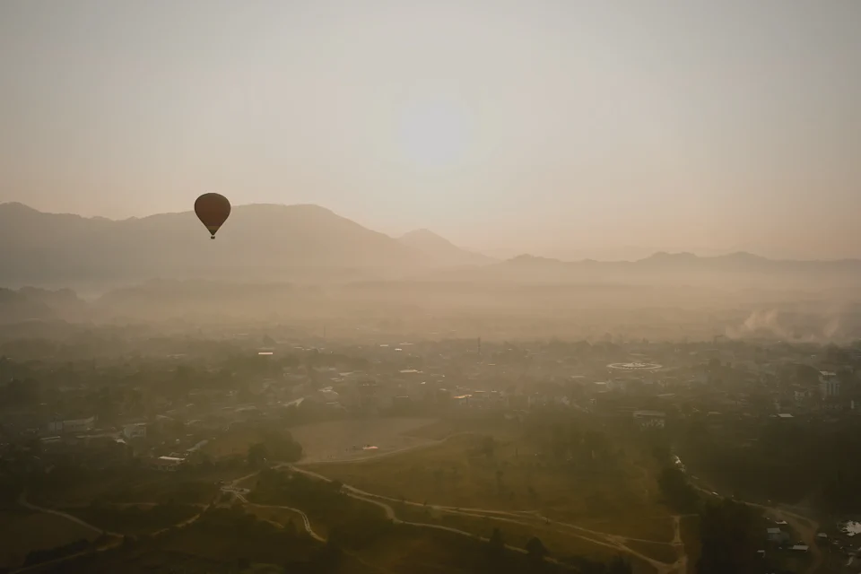 萬榮（Vangvieng）