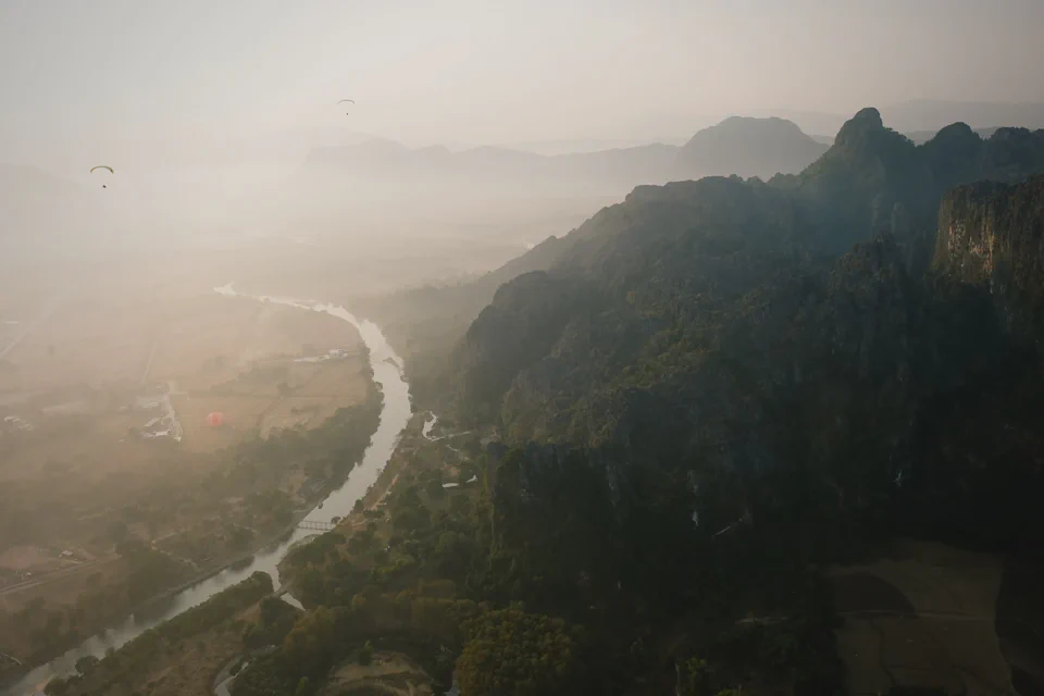 萬榮（Vangvieng）