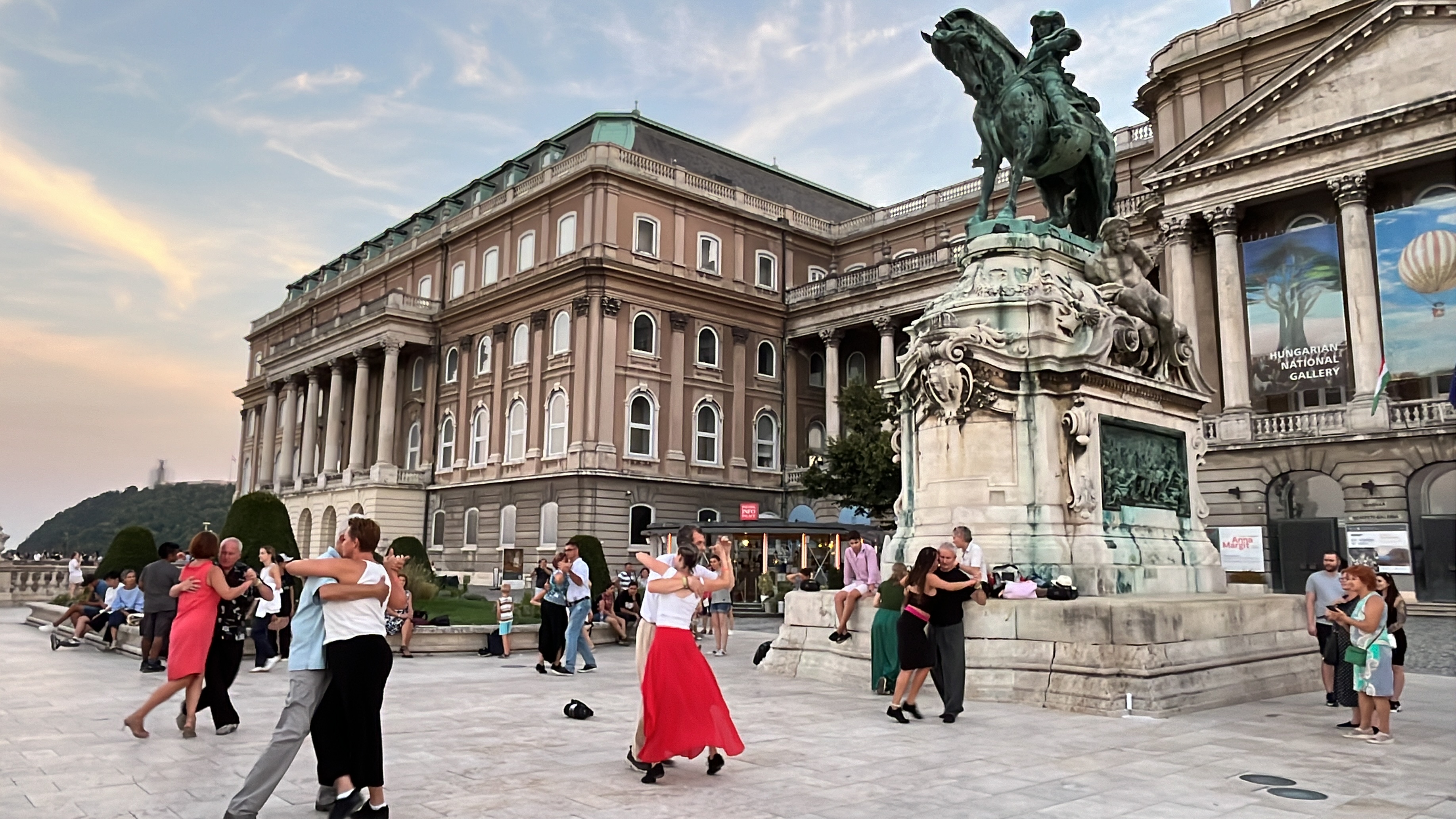 EP 1.《一場壯遊的開始:前往布達佩斯》