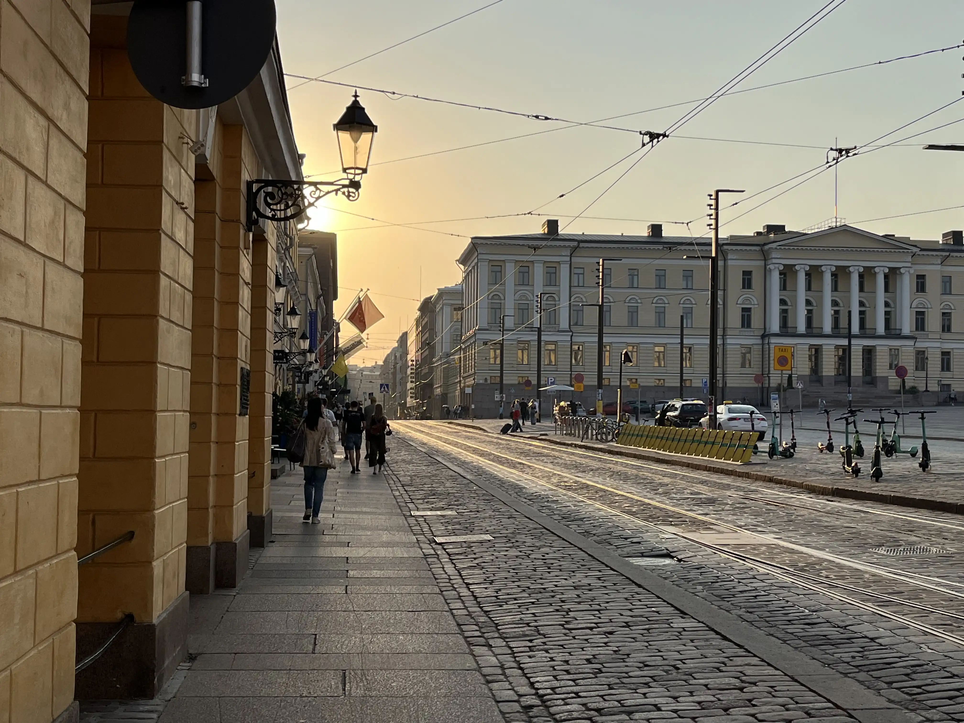 EP 10.《命定的返航：在 26 小時的長途巴士上與自己重逢》